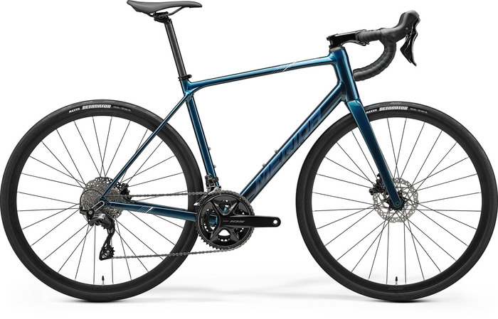 Scultura Endurance road bicycle blue